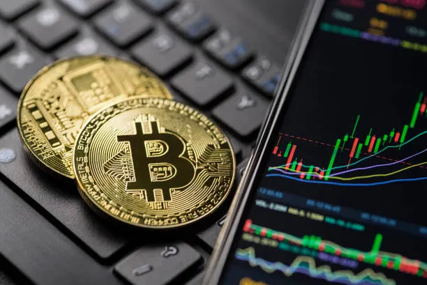 Bitcoin cai para US$ 77 Mil – O que está por rrás da queda e até onde pode ir?