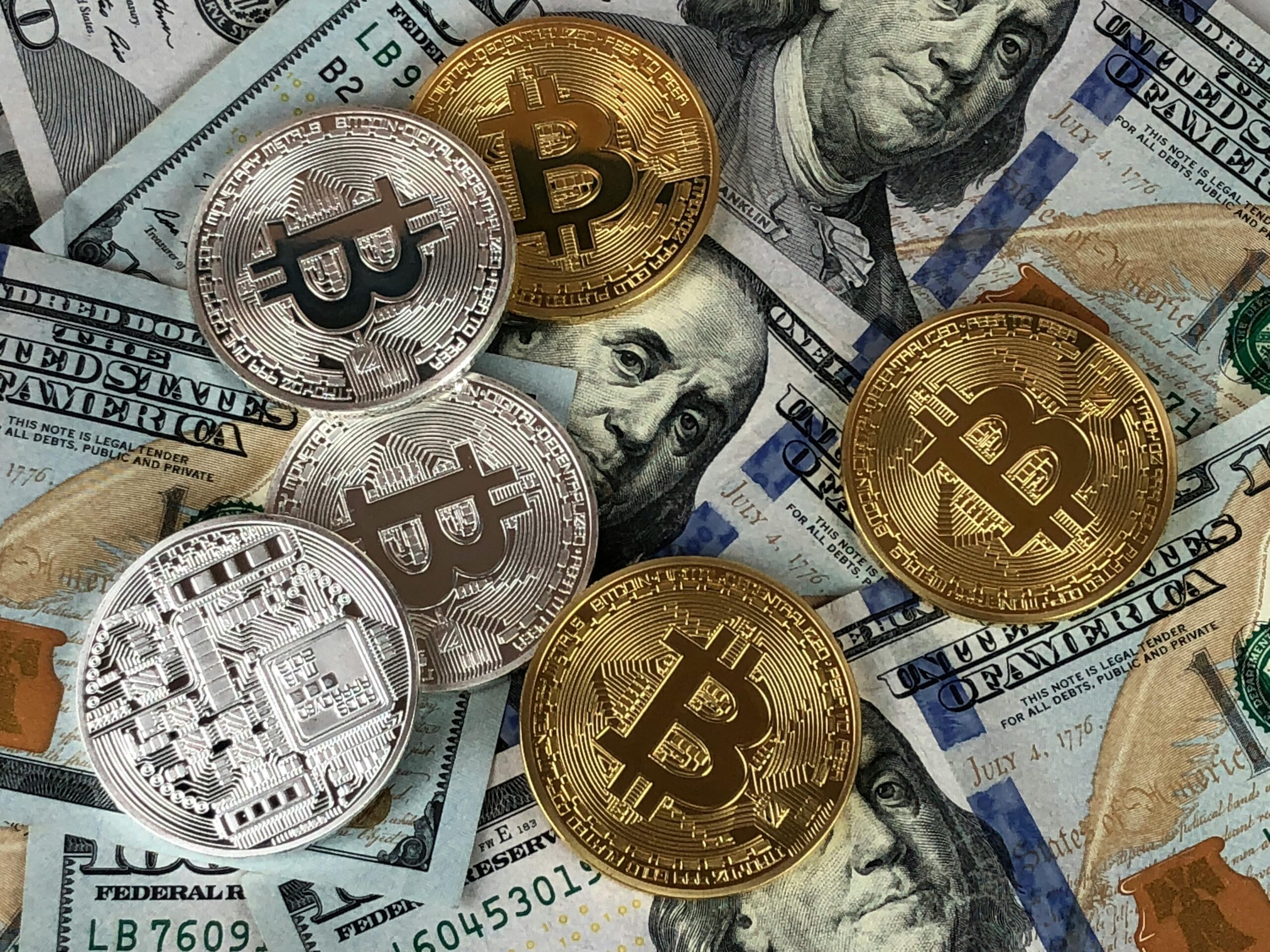 O ChatGPT disse: Bitcoin Dispara para US$ 87.000 com Otimismo Sobre Alívio Tarifário